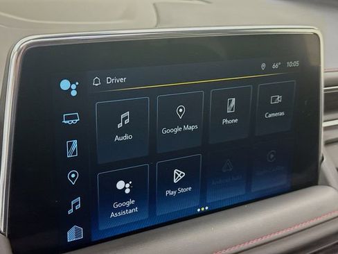 Used 2022 Chevrolet Suburban RST w/ Luxury Package image 15