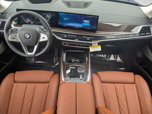 Certified 2026 BMW X7 xDrive40i image 15