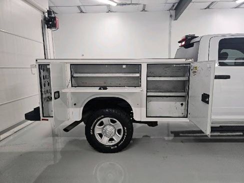 Used 2024 RAM 2500 Tradesman AWD/4WD image 13