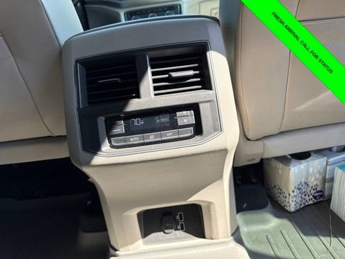 Used 2019 Volkswagen Atlas SE w/ Towing Package FWD image 19