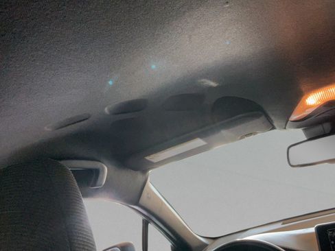 Used 2018 Toyota C-HR XLE FWD image 31