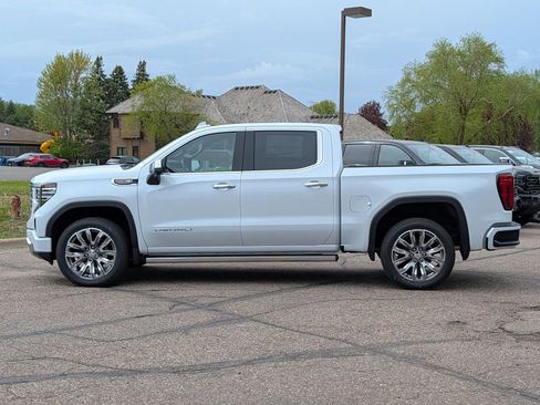 New 2026 GMC Sierra 1500 Denali w/ Denali Reserve Package AWD/4WD image 6