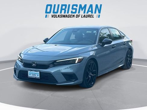 Used 2023 Honda Civic Sport image 1