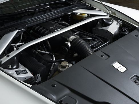 Used 2015 Aston Martin V8 Vantage GT RWD image 24