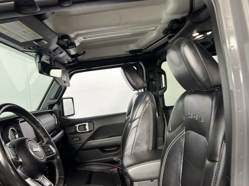 Certified 2022 Jeep Wrangler Unlimited Sahara w/ LED Lighting Group image 23