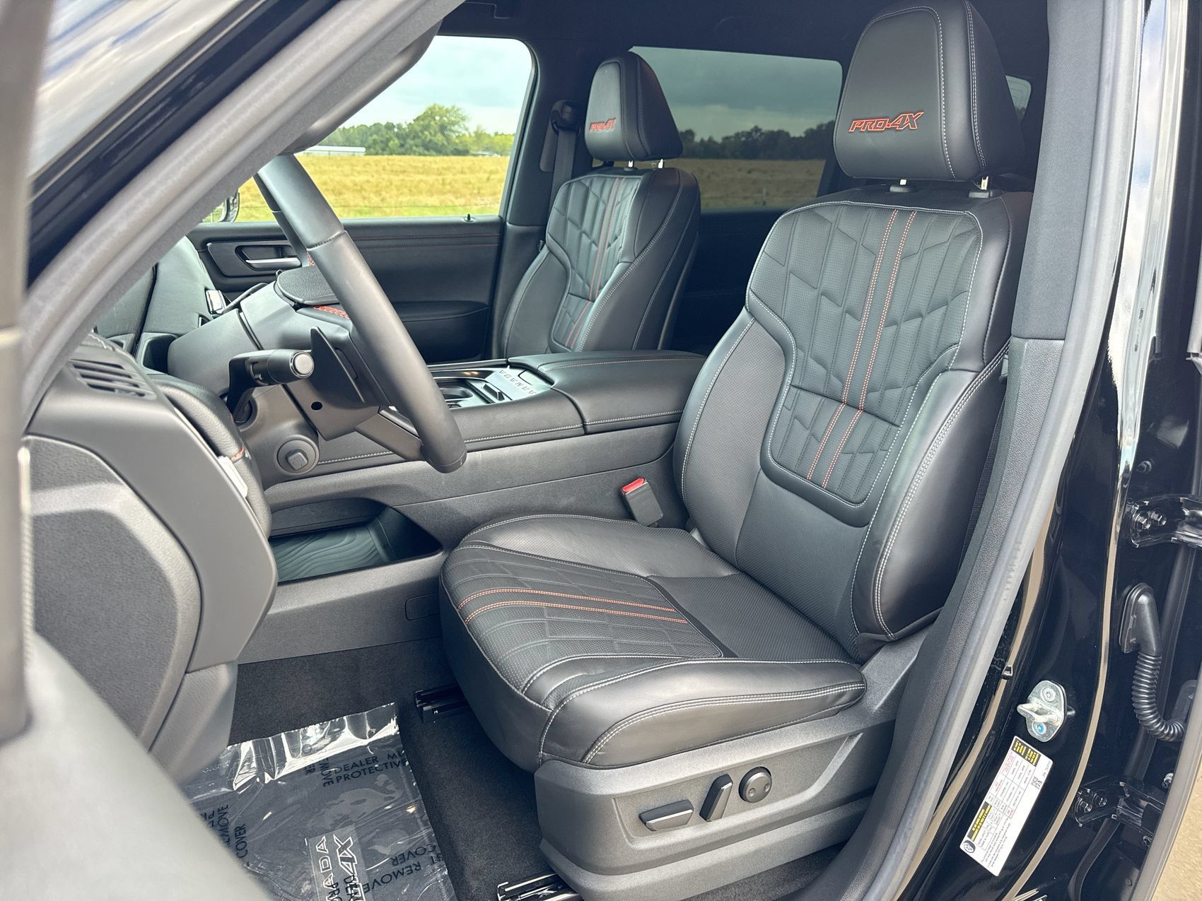 Used 2025 Nissan Armada PRO-4X AWD/4WD image 11