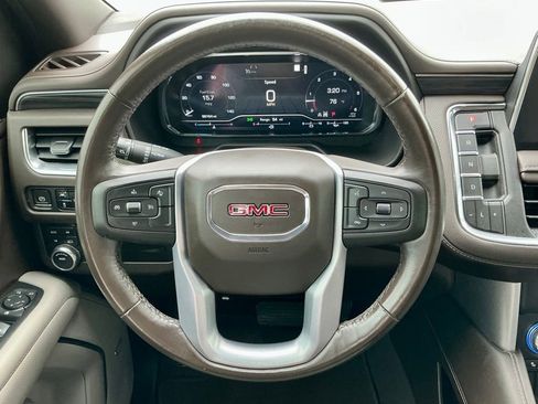 Used 2023 GMC Yukon SLT AWD/4WD image 36