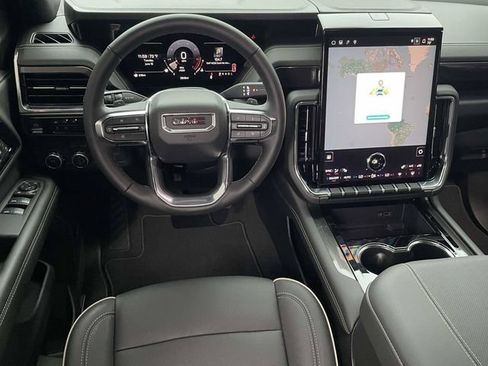 Used 2026 GMC Yukon Elevation w/ LPO, Elevation Black Package RWD image 4
