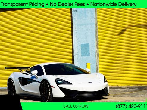Used 2016 McLaren 570S Coupe 2D image 3