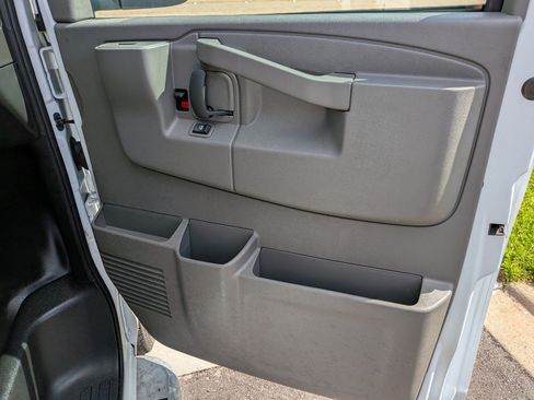 Used 2025 Chevrolet Express 2500 w/ Driver Convenience Package RWD image 23