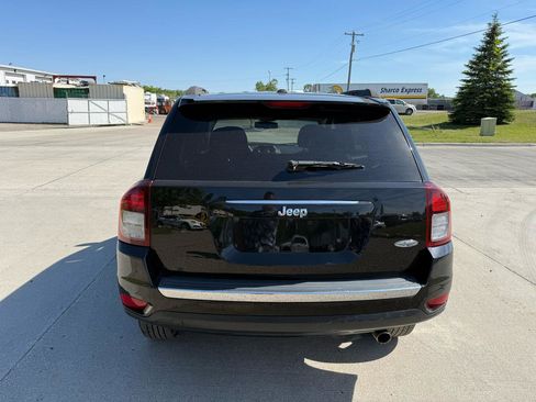 Used 2016 Jeep Compass High Altitude FWD image 6