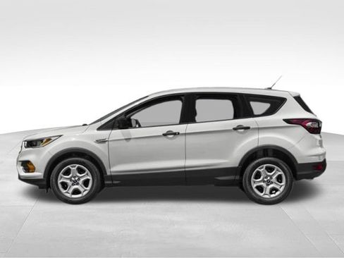 Used 2018 Ford Escape SE FWD image 3