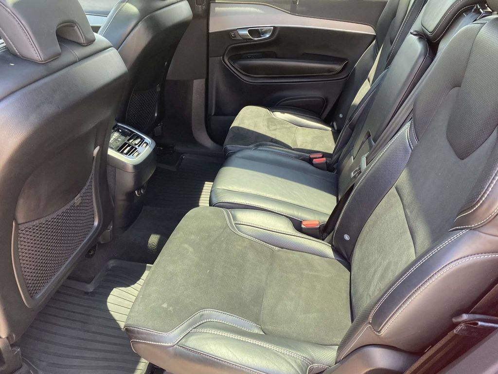 Used 2019 Volvo XC90 T6 R-Design w/ Advanced Package AWD/4WD image 14