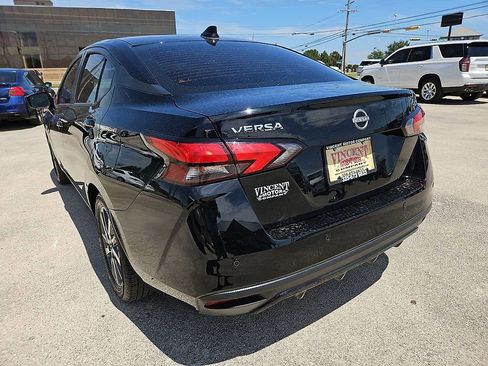 Used 2023 Nissan Versa SV FWD image 5