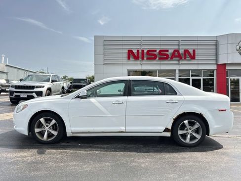 Used 2012 Chevrolet Malibu LT FWD image 2