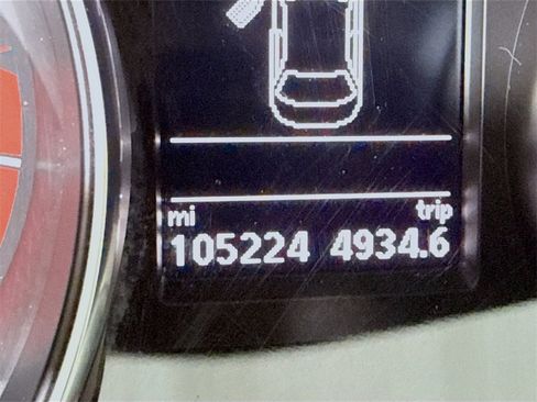 Used 2016 Volkswagen Passat 1.8T SE image 4