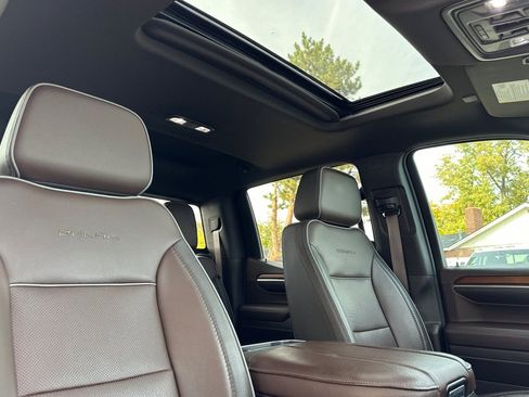 Used 2023 GMC Sierra 1500 Denali w/ Technology Package image 16