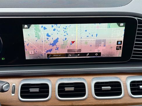 Used 2023 Mercedes-Benz GLE 450 4MATIC image 33