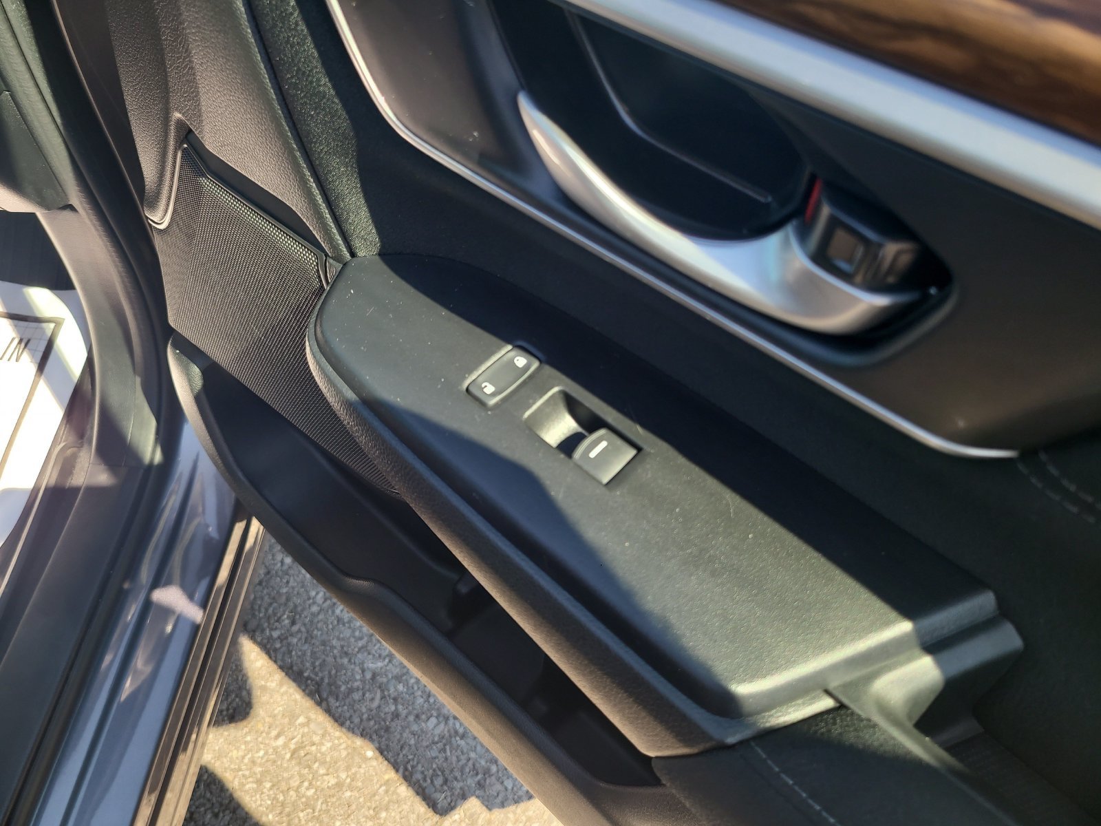 Certified 2022 Honda CR-V EX image 29