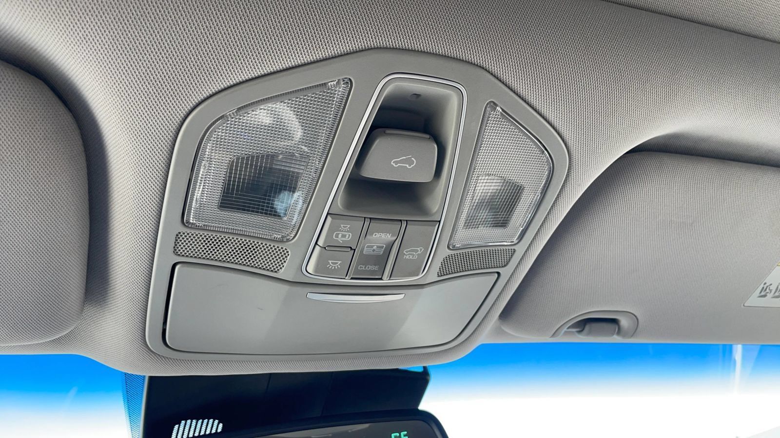 Used 2018 Hyundai Santa Fe FWD image 22