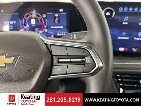 Used 2025 Chevrolet Suburban LT w/ Comfort Package RWD image 28