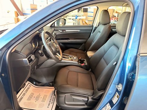 Used 2017 MAZDA CX-5 Sport image 11