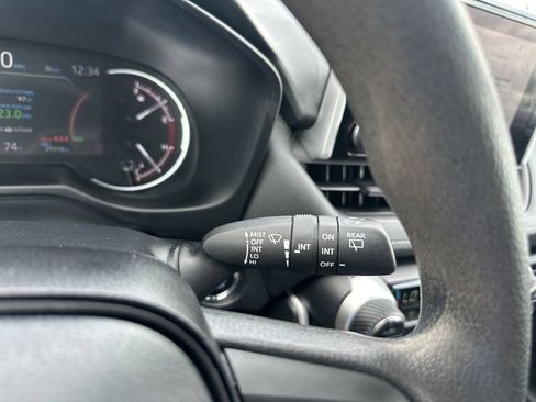 Certified 2024 Toyota RAV4 XLE AWD/4WD image 28