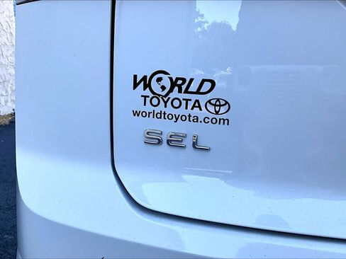 Used 2020 Volkswagen Atlas Cross Sport SEL AWD/4WD image 10