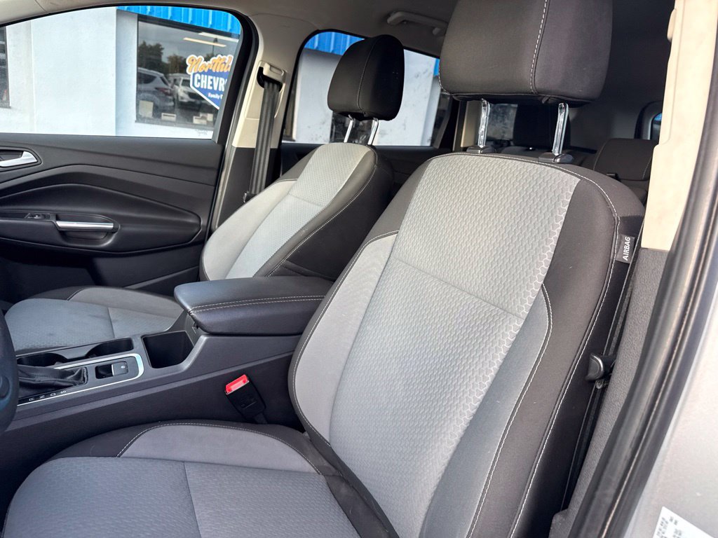 Used 2017 Ford Escape SE AWD/4WD image 28