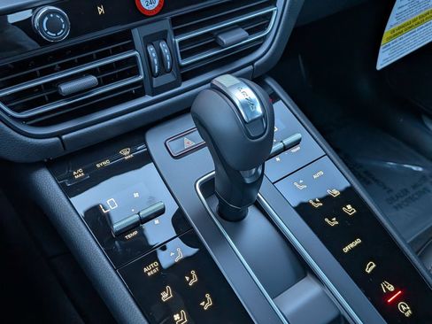 New 2026 Porsche Macan S AWD/4WD image 22