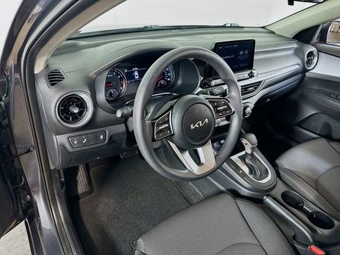 Used 2023 Kia Forte LXS w/ LXS Technology Package image 16