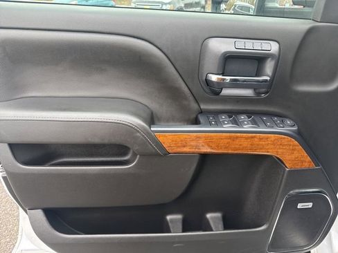 Used 2019 Chevrolet Silverado 3500 High Country w/ Duramax Plus Package image 10