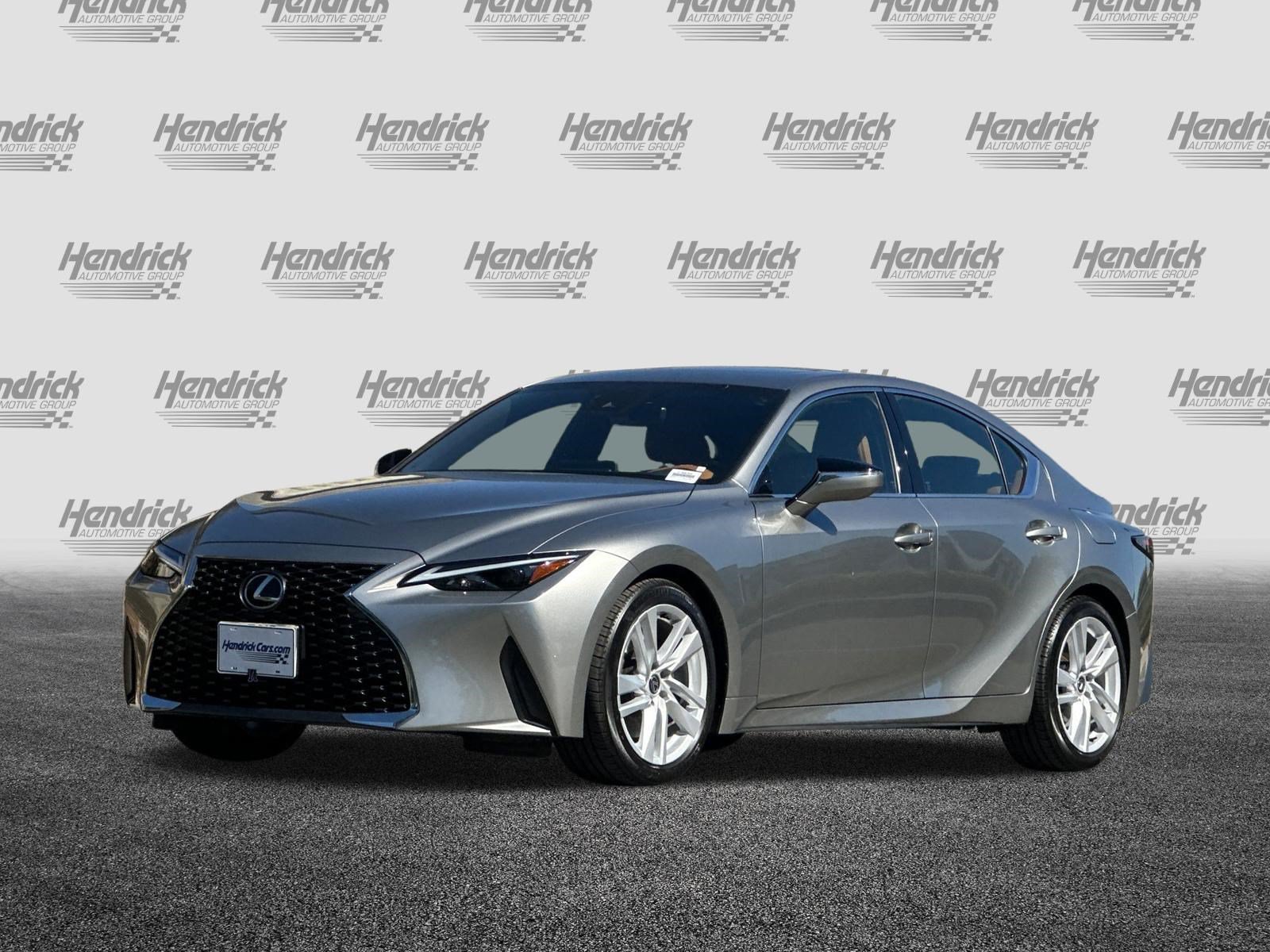 Used 2023 Lexus IS 300 w/ Comfort Package RWD image 9