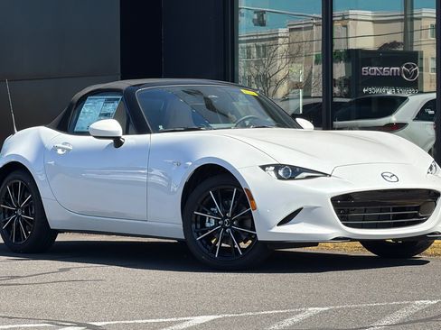 New 2026 MAZDA MX-5 Miata Grand Touring w/ Weather Package RWD image 10