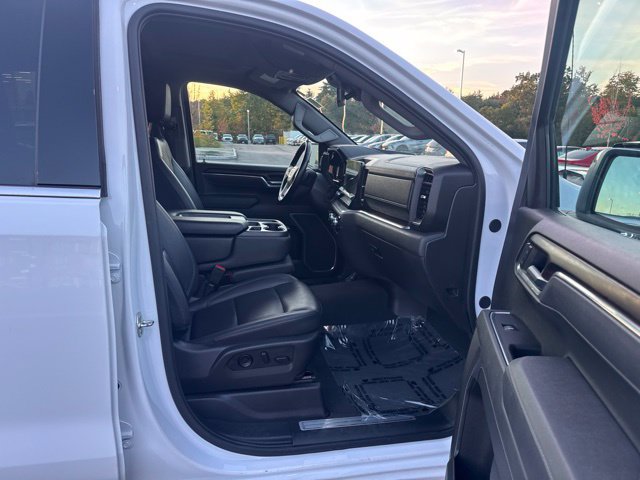 Used 2025 GMC Sierra 1500 SLT AWD/4WD image 11