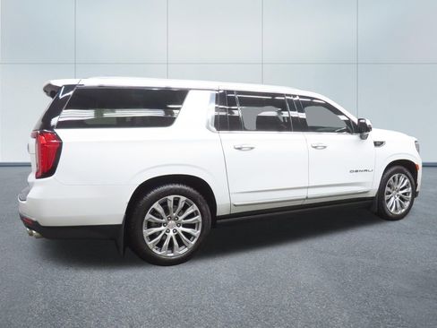 Used 2023 GMC Yukon XL Denali w/ Max Trailering Package AWD/4WD image 5