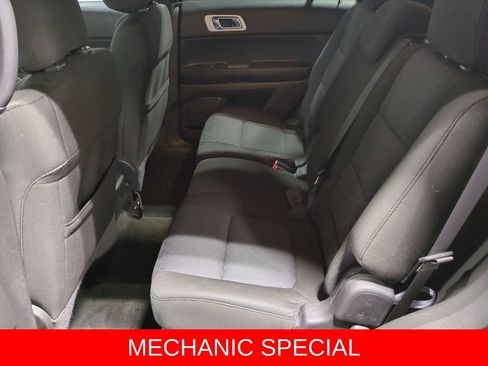 Used 2013 Ford Explorer XLT image 18