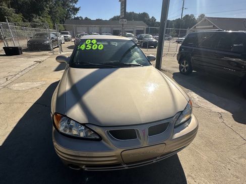 Used 2002 Pontiac Grand Am SE FWD image 3