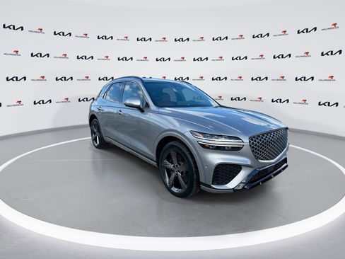 Used 2023 Genesis GV70 3.5T Sport w/ Sport Prestige Package image 2