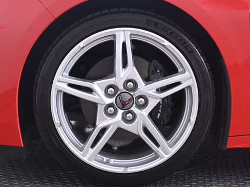Used 2024 Chevrolet Corvette Stingray Preferred Conv w/ Battery Protection Package RWD image 14