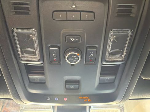 Used 2022 Chevrolet Tahoe LT w/ Luxury Package image 51