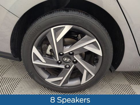Used 2024 Hyundai Elantra Limited image 22
