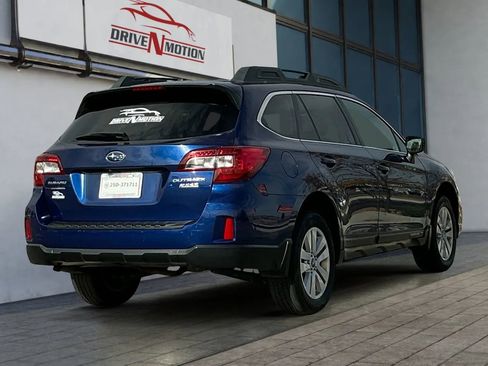 Used 2015 Subaru Outback 2.5i Premium image 4