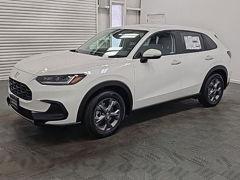 New 2026 Honda HR-V LX image 4