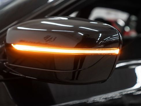 Used 2023 BMW 530e xDrive w/ Executive Package image 53