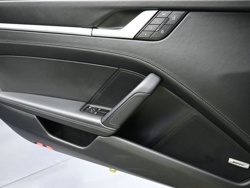 Certified 2025 Porsche 911 Carrera image 25