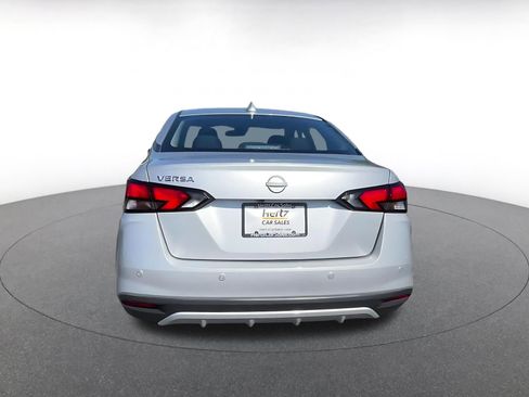 Used 2025 Nissan Versa SV FWD image 12