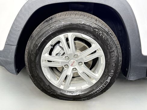 Used 2022 GMC Terrain SLE image 38