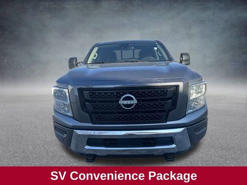 Used 2024 Nissan Titan SV w/ SV Convenience Package image 9