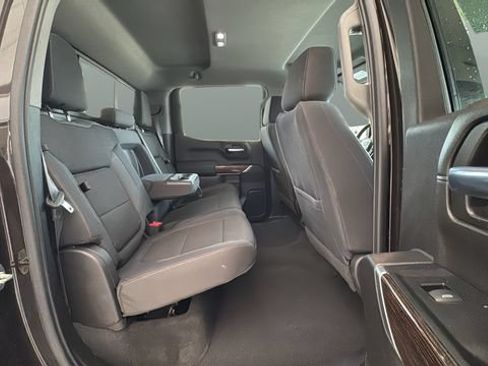 Used 2019 GMC Sierra 1500 SLE w/ Preferred Package AWD/4WD image 16